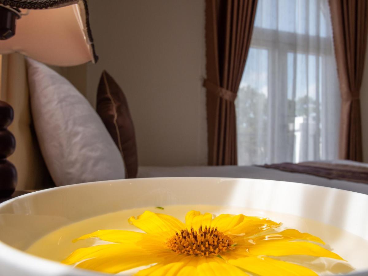 Aurora Hotel Dalat Bagian luar foto